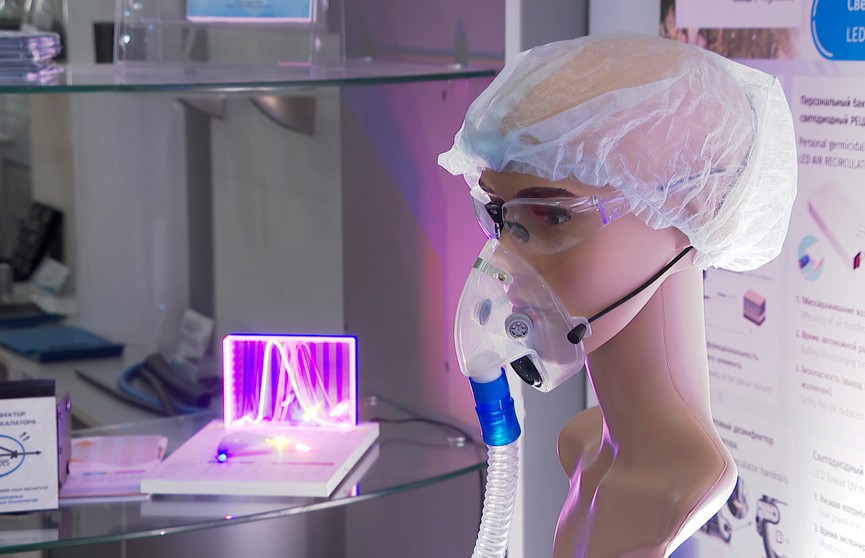 Белорусские учёные разработали антиковидную маску, которая обеззараживает вдыхаемый воздух