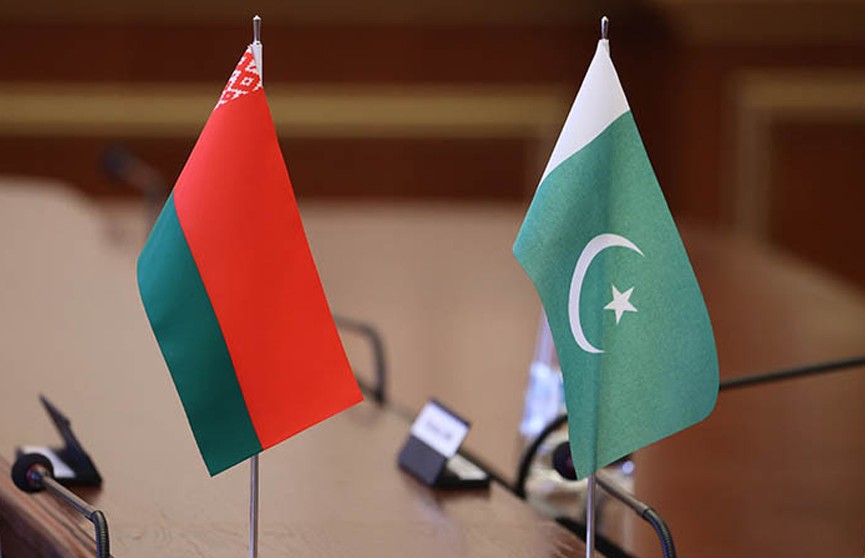 Беларусью ратифицировано соглашение о безвизовом режиме с Пакистаном для владельцев служебных и диппаспортов