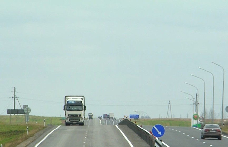 В Беларуси отменяются введенные в связи с COVID-19 ограничения для транзитных перевозчиков
