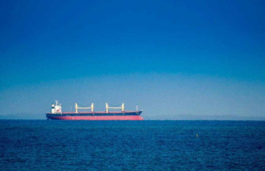 Иран захватил танкер с нефтью под флагом Панамы, сообщили в Вашингтоне