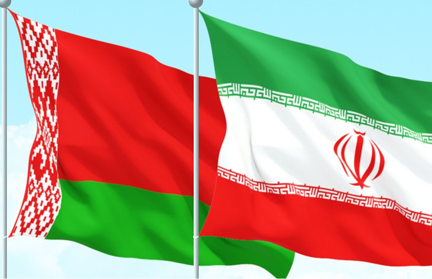 Лукашенко поздравил президента Ирана Раиси с праздником Навруз