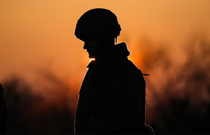 Полковник Рейснер: Военная поддержка, поступающая на Украину, поможет только сохранить линии обороны