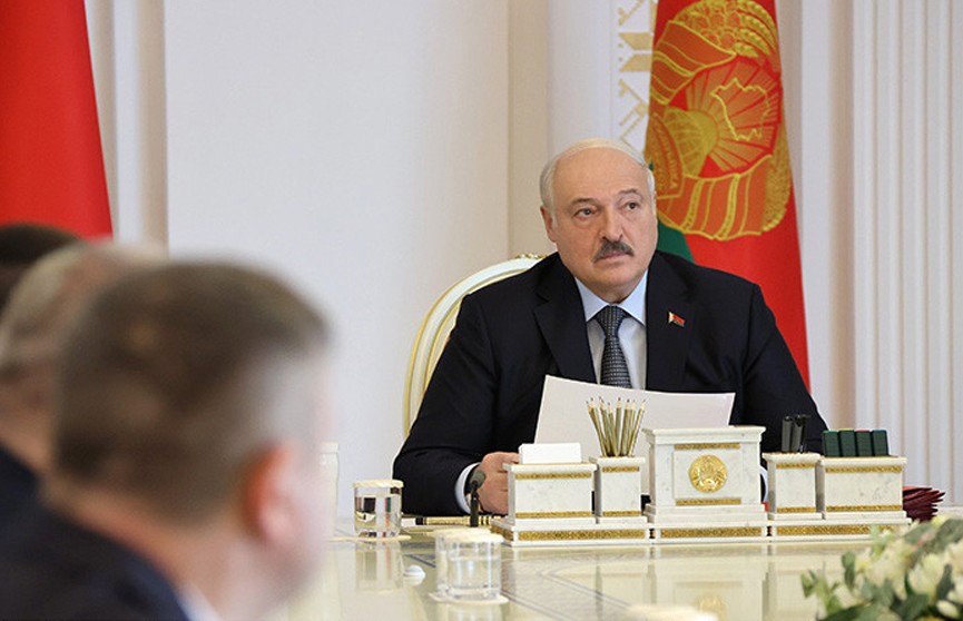 Лукашенко одобрил назначение новых заместителей глав Минэкономики и МАРТ