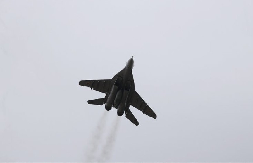 Су-27 и Су-35 ВВС России были подняты в воздух из-за американских бомбардировщиков