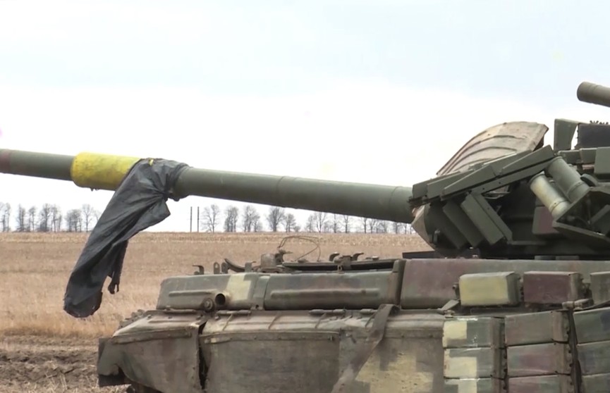 У жителей Полтавской области Украины изъяли танки и БТР