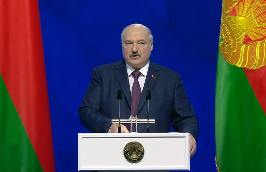 Лукашенко: Европа может сохраниться только с нами, с Россией