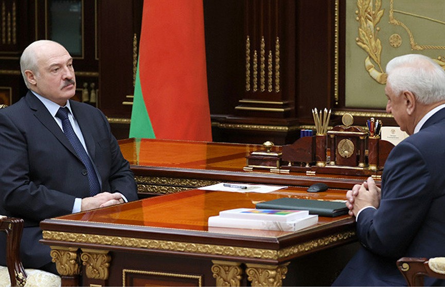 Лукашенко: вокруг ЕАЭС складывается очень серьезная обстановка, идет экономическая война