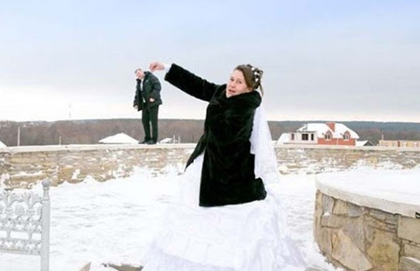 Зимняя свадьба! Очень смешные фотографии «холодного» праздника