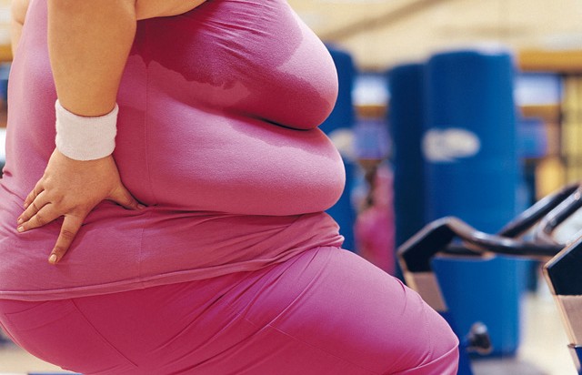 «Слишком толстая!»: фитнес-тренер отказался помочь женщине похудеть