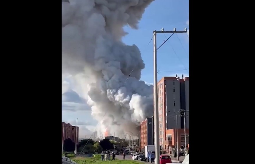 ЧП в Колумбии: взрыв произошел на фабрике фейерверков (ВИДЕО)