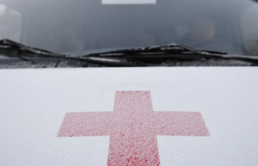 В России семья утонула, провалившись на автомобиле под лед