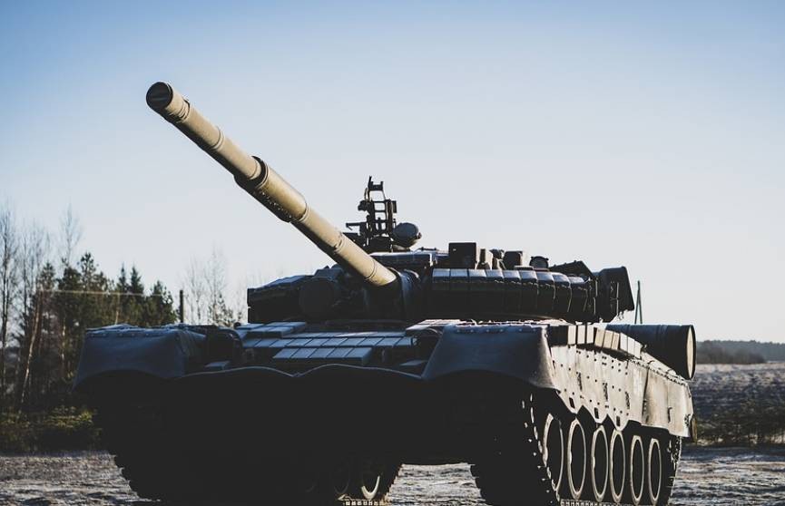 Минобороны России опубликовало кадры работы танков Т-80БВ на Купянском направлении