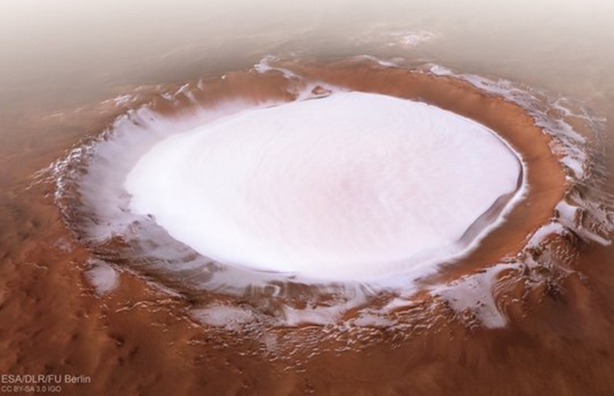 «Ледяное» озеро сфотографировали на Марсе