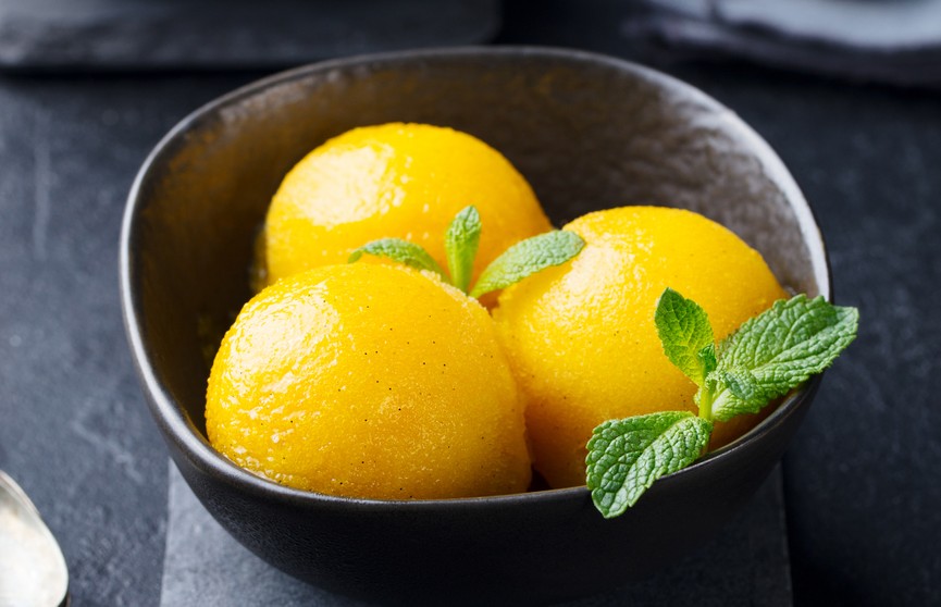 Сорбет из манго – то, что нужно в жару! Рецепт из 3-х ингредиентов