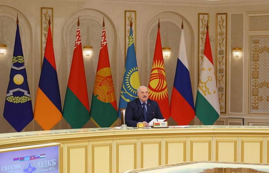 Лукашенко: Мир охватило предчувствие глобальной катастрофы
