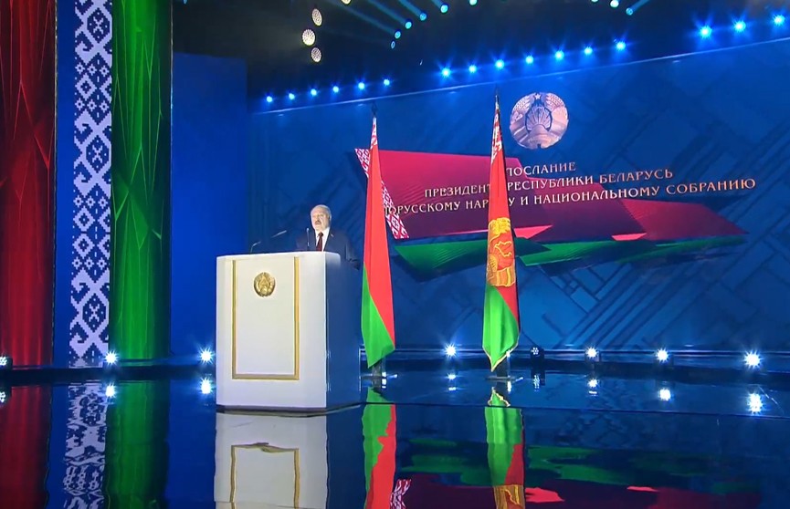 Лукашенко: готовы ли вы, белорусы, платить за собственную оборону, за оборону собственного государства?