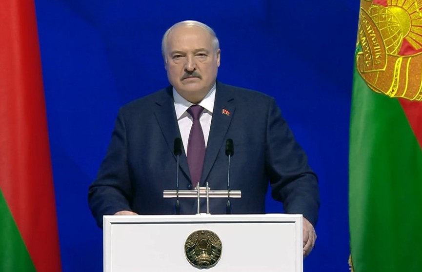 Лукашенко: Беларусь – это наша земля!