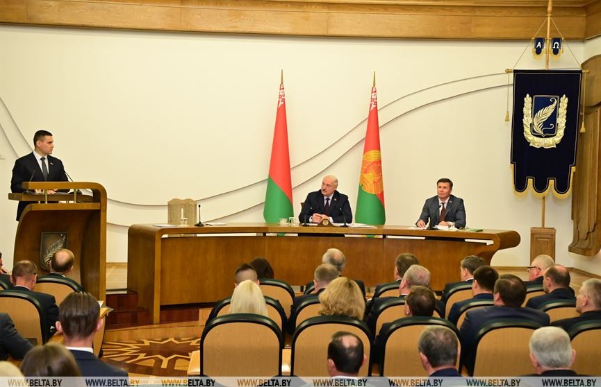 Александр Лукашенко провел совещание в БГУ и ответил на вопросы СМИ. О чем говорил Президент