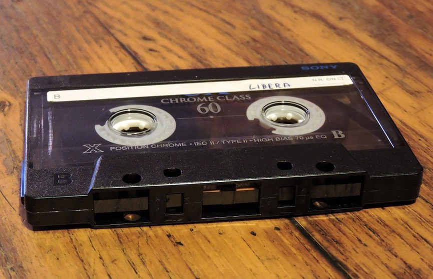 Умер изобретатель компакт-диска и пленки для кассет