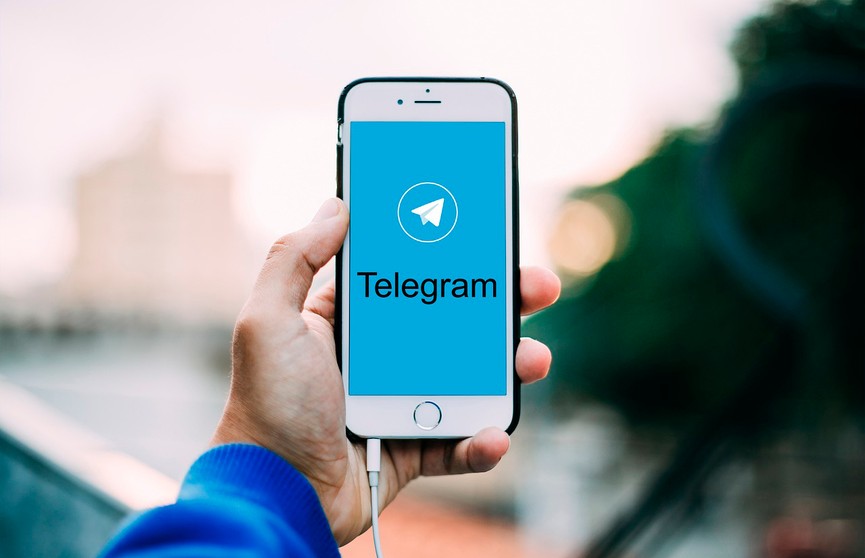 На Украине могут запретить чиновникам вести Telegram-каналы