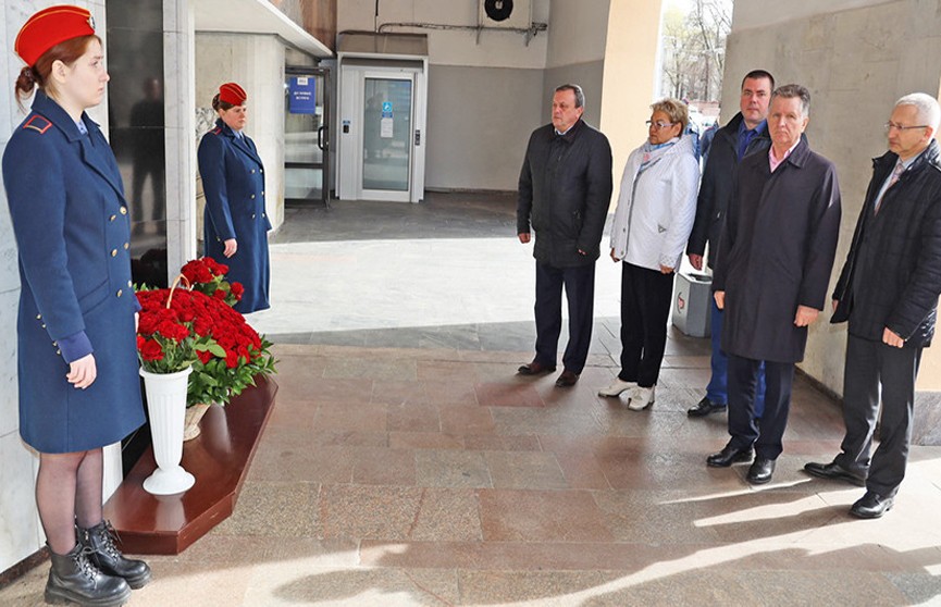 Память погибших в теракте в Минском метрополитене почтили в столице