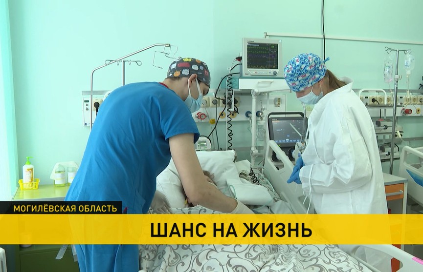 Могилевские врачи борются за жизнь белоруски из Шклова, которую чудом спасли. Дело на контроле Лукашенко