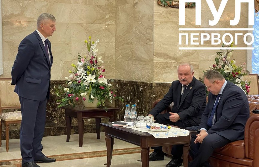 Лукашенко принял с докладом председателя правления Нацбанка