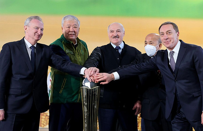Лукашенко на БНБК: церемония официального открытия, общение с работниками, поручения. Главное