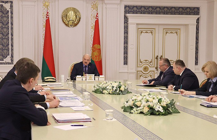Лукашенко: Экспорт – это валюта, без которой страна и экономика жить не могут. Подробности совещания у Президента