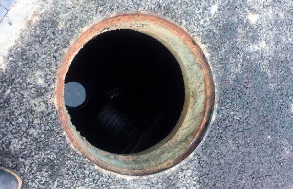 Отравление рабочих канализационными газами в Щучине: возбуждено уголовное дело против главного инженера