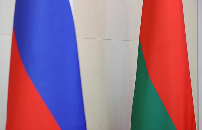 Россия отсрочила на год все платежи Беларуси