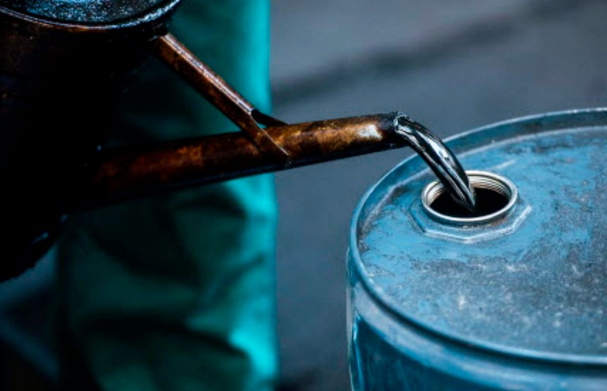 «Нафтан» начал принимать вторую партию танкерной нефти
