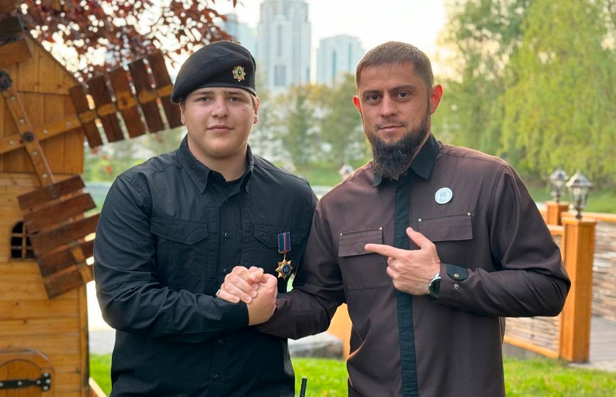 Министр Чечни поздравил сына Кадырова с назначением на «важную должность»