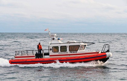 Прогулочное судно перевернулось в Чёрном море: два человека погибли