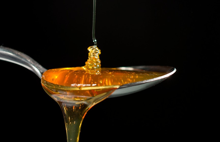 Мед оказался эффективнее антибиотиков при лечении кашля и простуды – исследование
