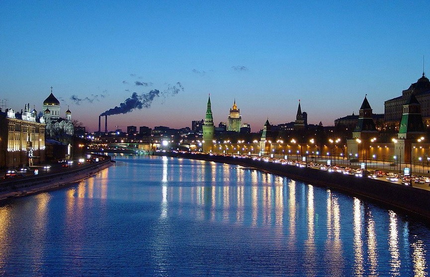 В Москве подросток упал с моста при попытке сделать селфи