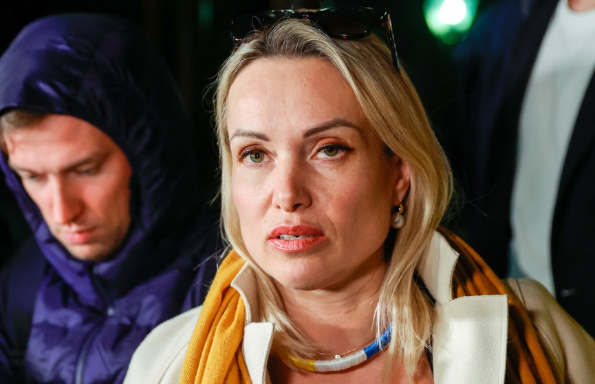 Марина Овсянникова, бывшая сотрудница Первого канала, объявлена в розыск