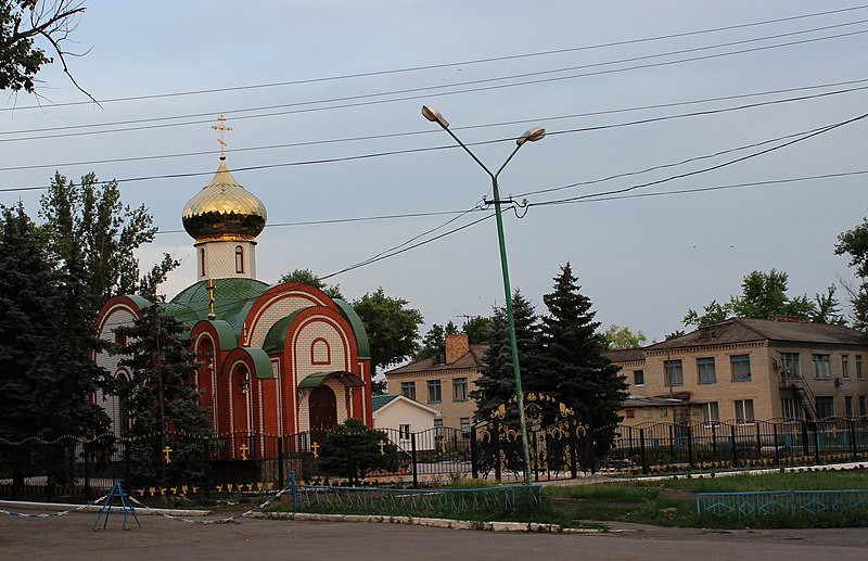 ВСУ обстреливают школу в Александровке, в подвале которой прячутся мирные жители