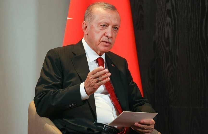 СМИ: Эрдоган приказал провести воздушную операцию в Ираке и Сирии