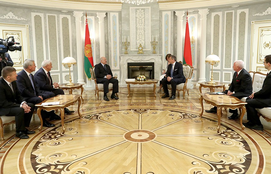 Александр Лукашенко: Беларусь рассчитывает на усиление экономического взаимодействия со Словакией