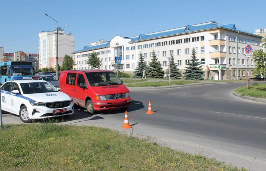 В Гродно 9-летняя девочка перебегала дорогу по «зебре» и попала под колеса авто