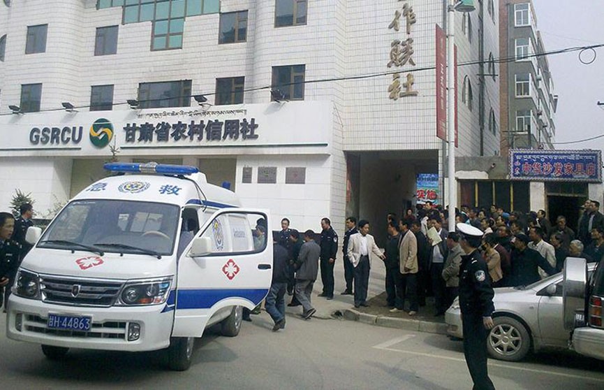 Лифт обрушился на стройплощадке в Китае, погибли 11 человек