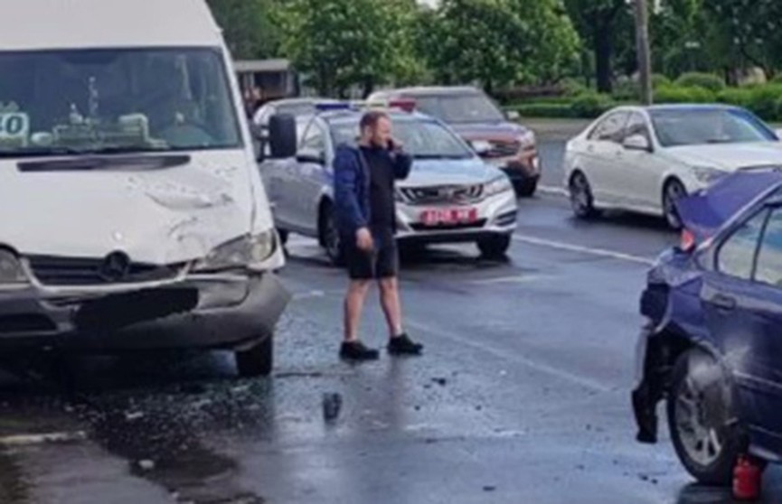 ДТП с маршруткой в Бобруйске – в больницу доставлены четыре человека