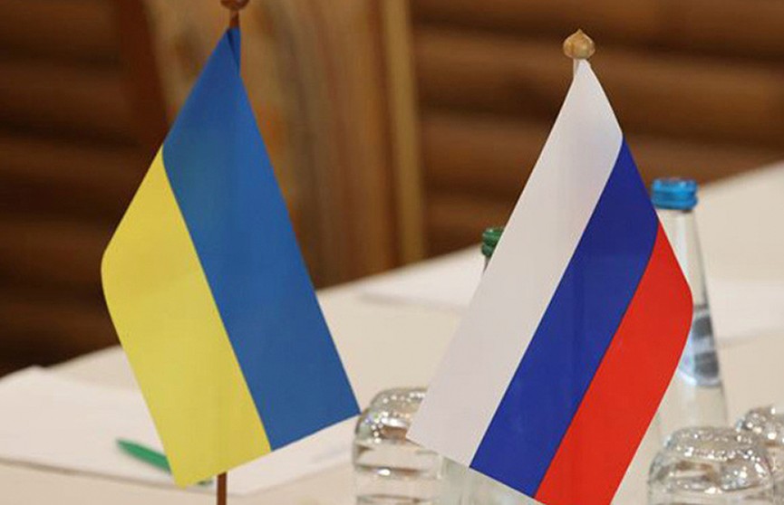 Путин: Россия никогда не отказывалась от мирного решения конфликта на Украине