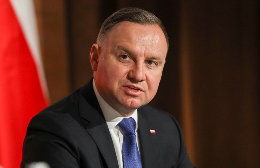 Президент Польши Дуда после задержания экс-главы МВД боится своей охраны