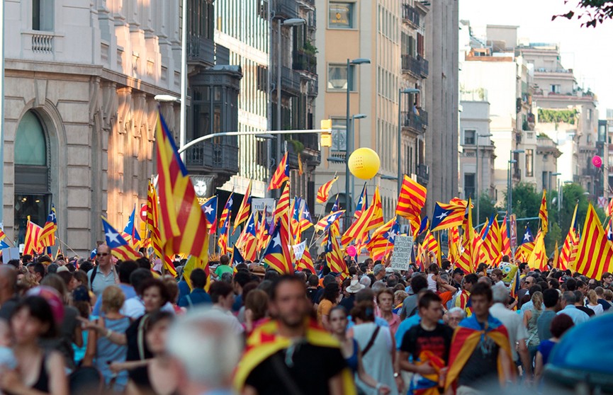 В Барселоне снова беспорядки. Пострадали не менее 44 человек