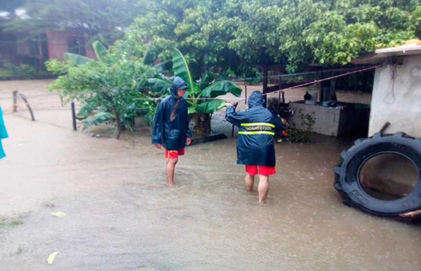 Проливные дожди затопили Гондурас, Никарагуа, Сальвадор, Гватемалу и Коста-Рику
