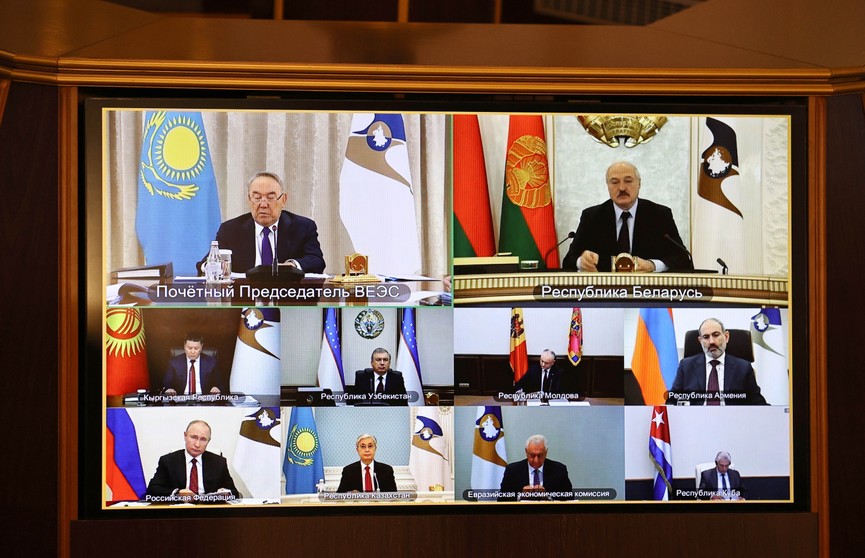 Стратегия, новые наблюдатели и итоги года: о чем еще говорили на саммите Высшего Евразийского экономического совета