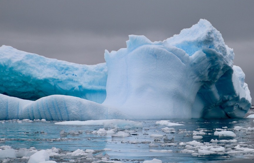 В Антарктиде обнаружили самую быстрорастущую ледниковую трещину