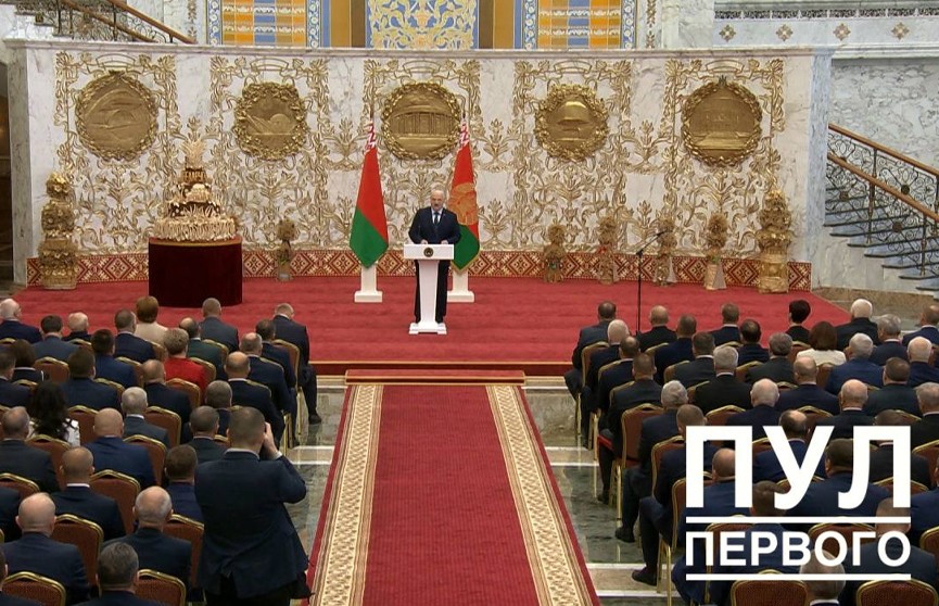 Лукашенко заявил об актуальности задачи по выравниванию доходов на селе и в городе